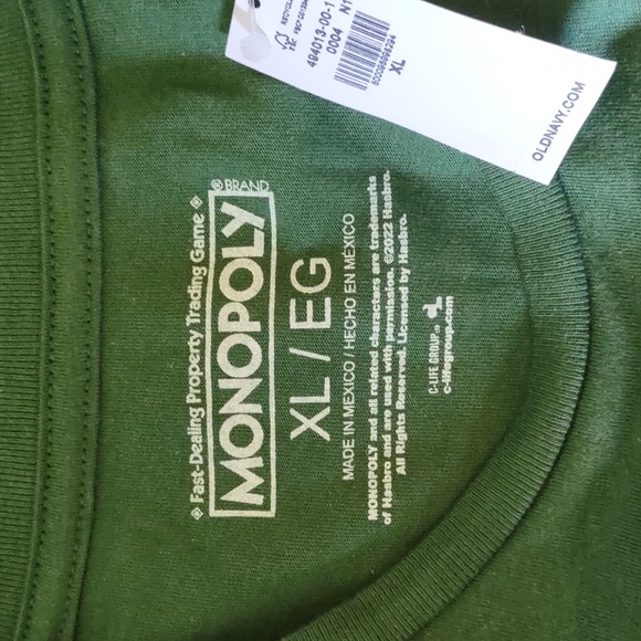 Old Navy | Monopoly Christmas Tee Size XL NWT - Picture 4 of 4